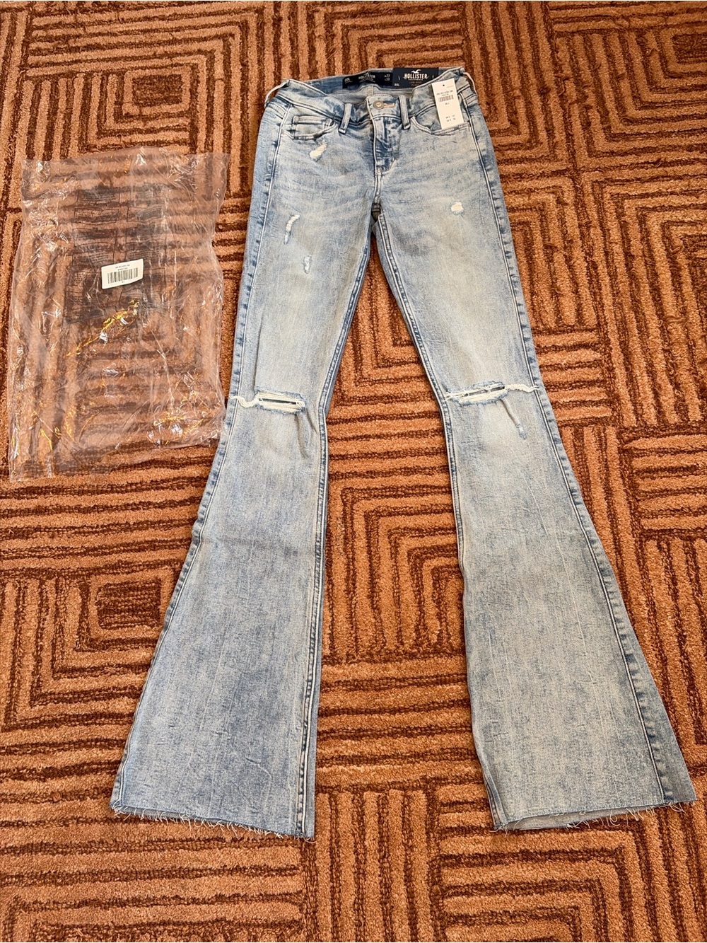 Hollister Light Blue Low Rise Distressed Flare Jeans 00-L W23 x L33 NWT